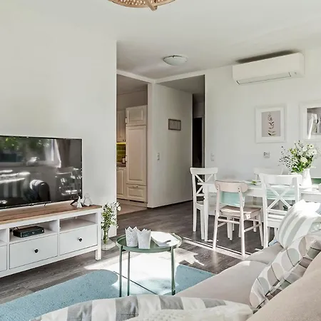 Blue Apartamento Balatonlelle